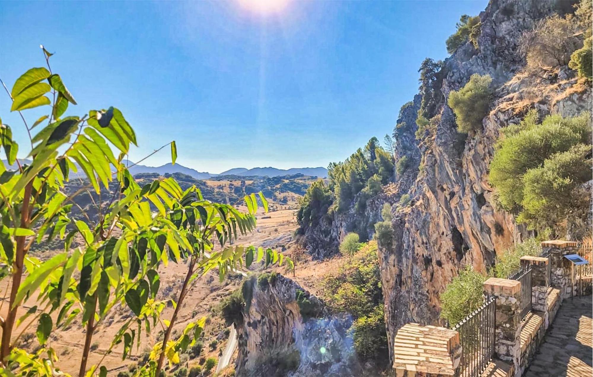 2 Bedroom Cozy Home In Grazalema Exterior photo